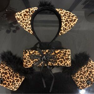 Leopard Print Costume Set with Black Fur
